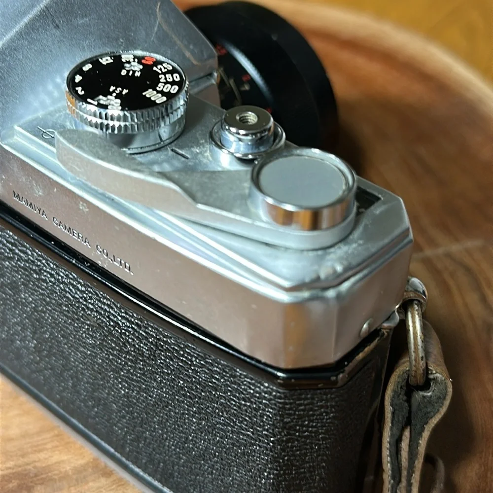 MAMIYA/SEKOR 1000 DTL 35mm SLR Camera with 55mm f/1.8 Lens